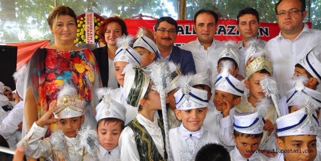 161 çocuk daha erkekliğe adım attı