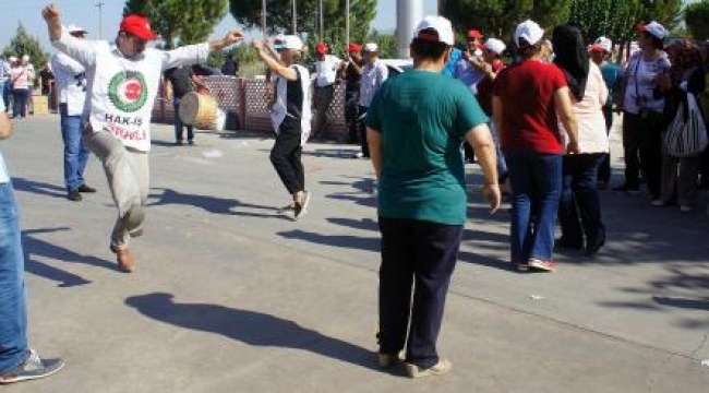 Alaşehir'de Tariş entegre üzüm işletmesi işçisi grevde