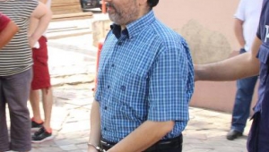 Eski rektör P. gözaltında
