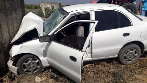 Otomobille sepetli motosiklet çarpıştı: 1 ölü, 3 yaralı