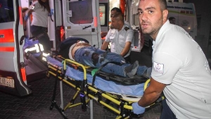 Otomobil TIR'a arkadan çarptı: 7 yaralı