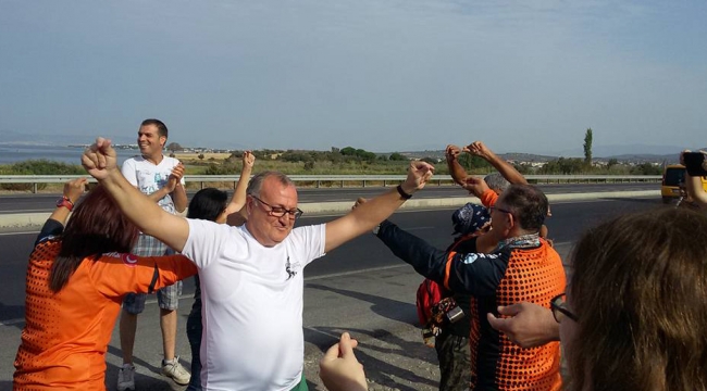 Turdak Sezonu; Dikili aşıklar Şelalesinde Açtı