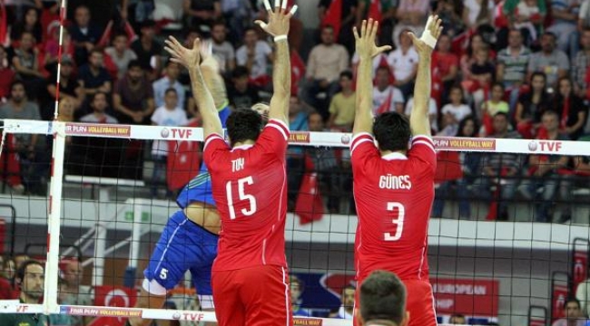 CEV 2017 Avrupa Voleybol Şampiyonası Elemeleri Türkiye-Portekiz: 3-0