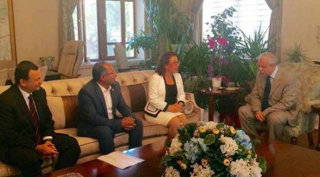 CHP'li vekiller Roman sorunlarını rapor halinde topladı, Vali'ye sundu