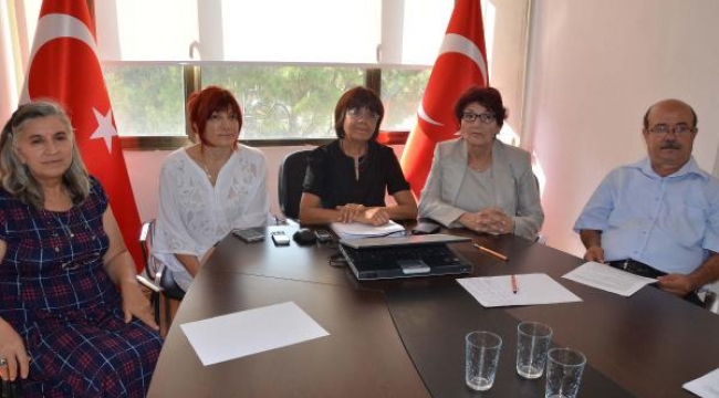 Hayvanseverler borç batağında