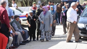 Salihlili şehit onbaşı Evren Kara gözyaşlarıyla uğurlandı