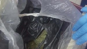 Sokakta uyuşturucu satışına 4 gözaltı