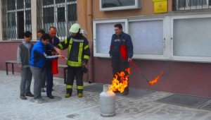 Endüstri Meslek Lisesi'nde Deprem ve Yangın Tatbikatı