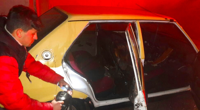 PARK HALİNDEKİ OTOMOBİL YANDI ?