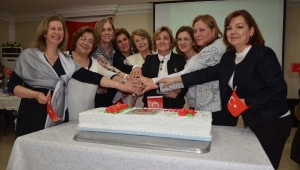 89'uncu Yıl dönünümü Marşlarla Kutladılar