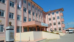 Konferansını terk eden liselilere 'İzmir Marşı' soruşturması