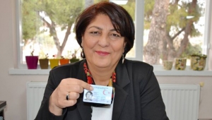 Turgutlu Nüfus Müdürlüğü yeni kimlikleri almak için vatandaşların müracaatlarını bekliyor