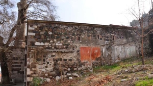 Ulu Camii'ye Büyük Ayıp