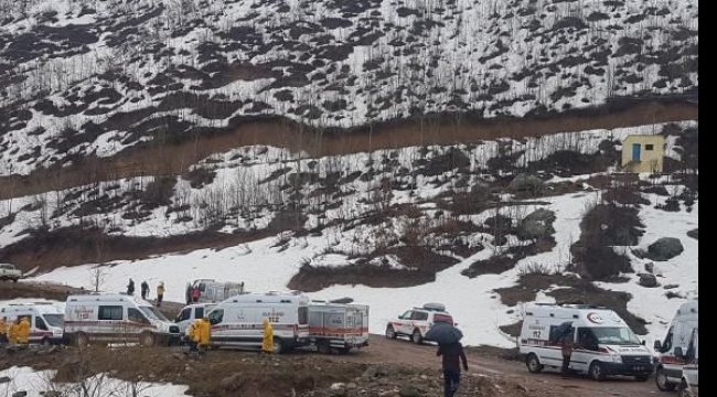 HELİKOPTER ENKAZINA ULAŞILDI; 12 ŞEHİT