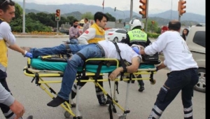 Kamyonun çarptığı motosikletli öldü