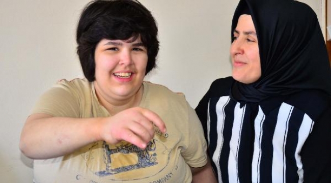 Onlar 'anne' sözüne hasret