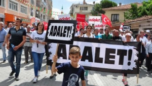 CHP'nin İzmir'den başlattığı yürüyüş sürüyor