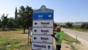 Alaşehir’de Trafik Levhaları Yenilendi