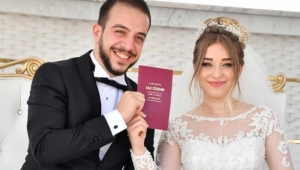 Gelin almaya mehter takımı eşliğinde gitti