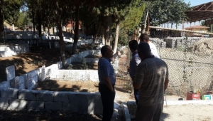 Gölmarmara Mezarlığına Güvenlik Duvarı