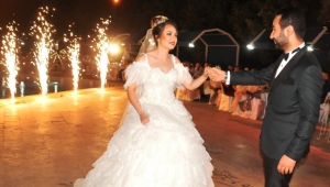 SOLAKOĞLU VE ÇETİN AİLELERİN ÇOCUKLARI MUTLULUĞA UÇTU