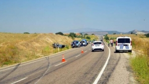  6 kişinin bulunduğu otomobilde Ülvan Çullukoğlu hayatını kaybetti.