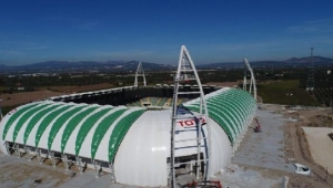 Akhisar Stadı'nda hibrit ekimi