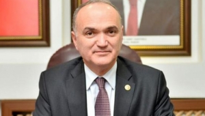 Bakan Özlü Manisa'ya geliyor