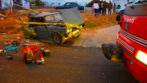 Kamyon otomobil çarpıştı: 1 ölü 4 yaralı