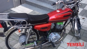 Çalıntı motosiklet  polis engeline takıldı