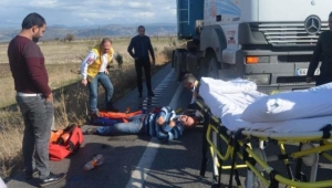 Kamyonla TIR çarpıştı: 1 yaralı