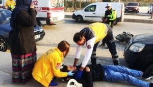 Kendi acısını unuttu, oğlunun başında gözyaşı döktü