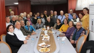 Manisa Lisesi mezunları 52 yıl sonra buluştu