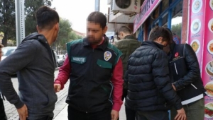 Polisten okul çevrelerine denetim