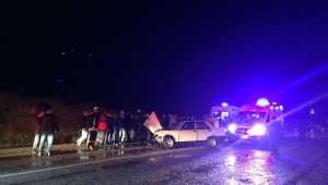 Kazada yaralılara yardım ederken otomobil çarptı: 2 ölü, 3 yaralı