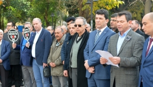 Öğretmenlere şiddete bir lanet de Turgutlu'dan