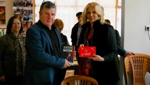 CHP'DEN MAKEDON GÖÇMENLERİNE İADE-İ ZİYARET