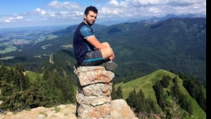 Otomobilin çarptığı üniversite öğrencisi hayatını kaybetti