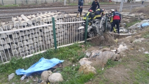 Trafik kazsı 3 ölü bir ağır yaralı