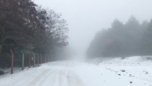 Turgutlu'ya mevsimin ilk karı yağdı