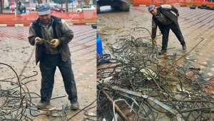 Ekmeğini ,hurda demir toplayarak sağlıyorlar