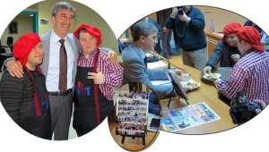 Güzel insanlardan meclis üyelerine pasta ikramı