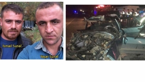 Otomobil TIR'a çarptı: 3 ölü, 2 yaralı