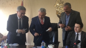 Bağımlılık ile Mücadele toplantısında sigarayı bıraktı