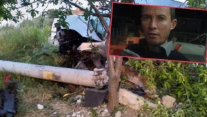 Beton direğe çarpan otomobilin sürücüsü öldü