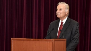 Ediz Hun: Doğadaki müthiş dengeyi bozan biz insanlarız