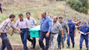 Devrilen sepetli motosikletinin altında kalıp, öldü