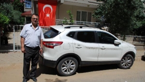 İYİ Parti ilçe başkanı ve yardımcısının otomobiline zarar verildi iddiası