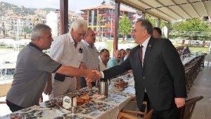 MHP'li Akçay: İP'in, HDP etrafında dolanması ibretlik bir durum