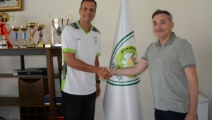 Manisa Büyükşehir Belediyespor, Telekom’dan Orbay’ı Renklerine Bağladı